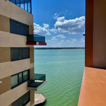 415 * Mamaia