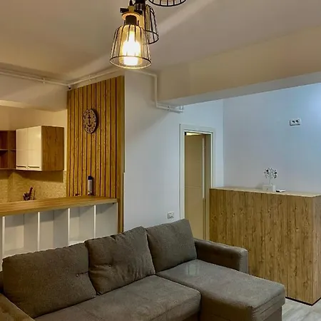 415 * Mamaia